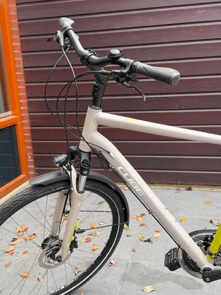 Cube Touring Pro 2021 - Beige Mat - 58", Gebruikt, Versnellingen, 57 tot 61 cm, Ophalen