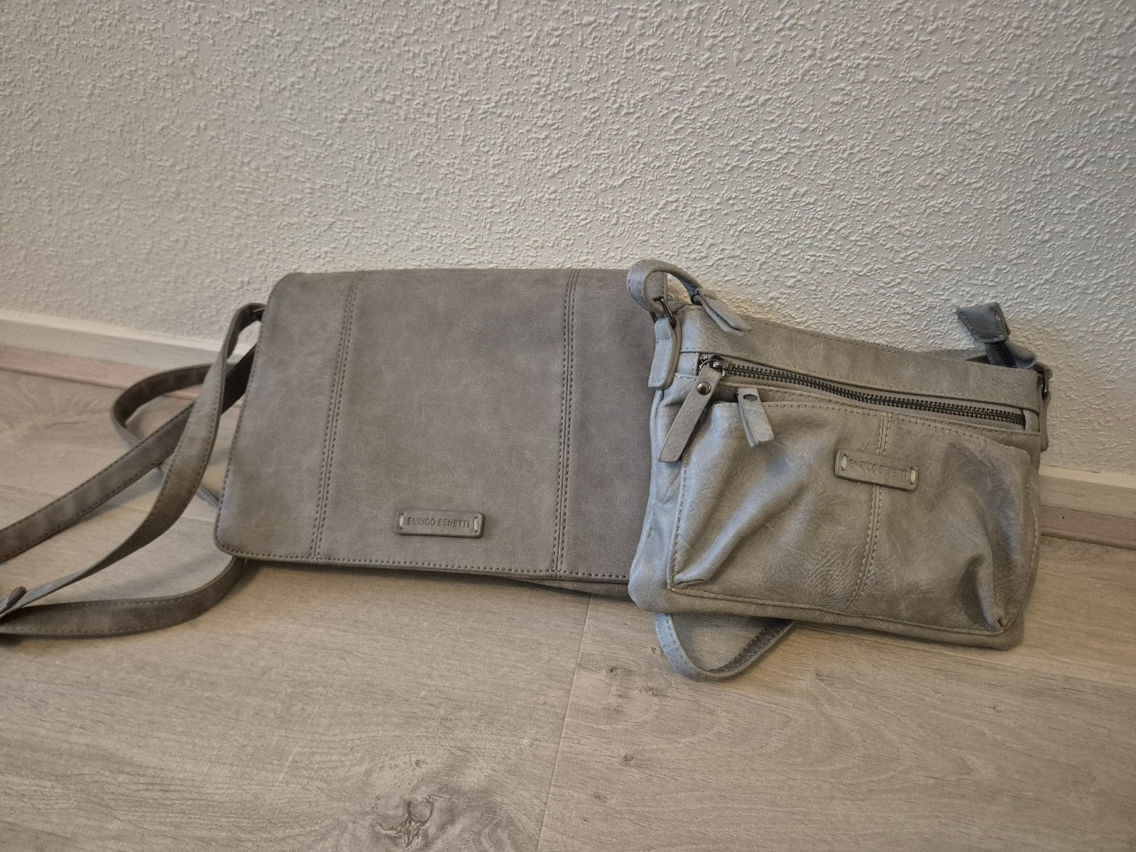 Tassen Enrico Benetti, Ophalen of Verzenden, 30 cm of meer