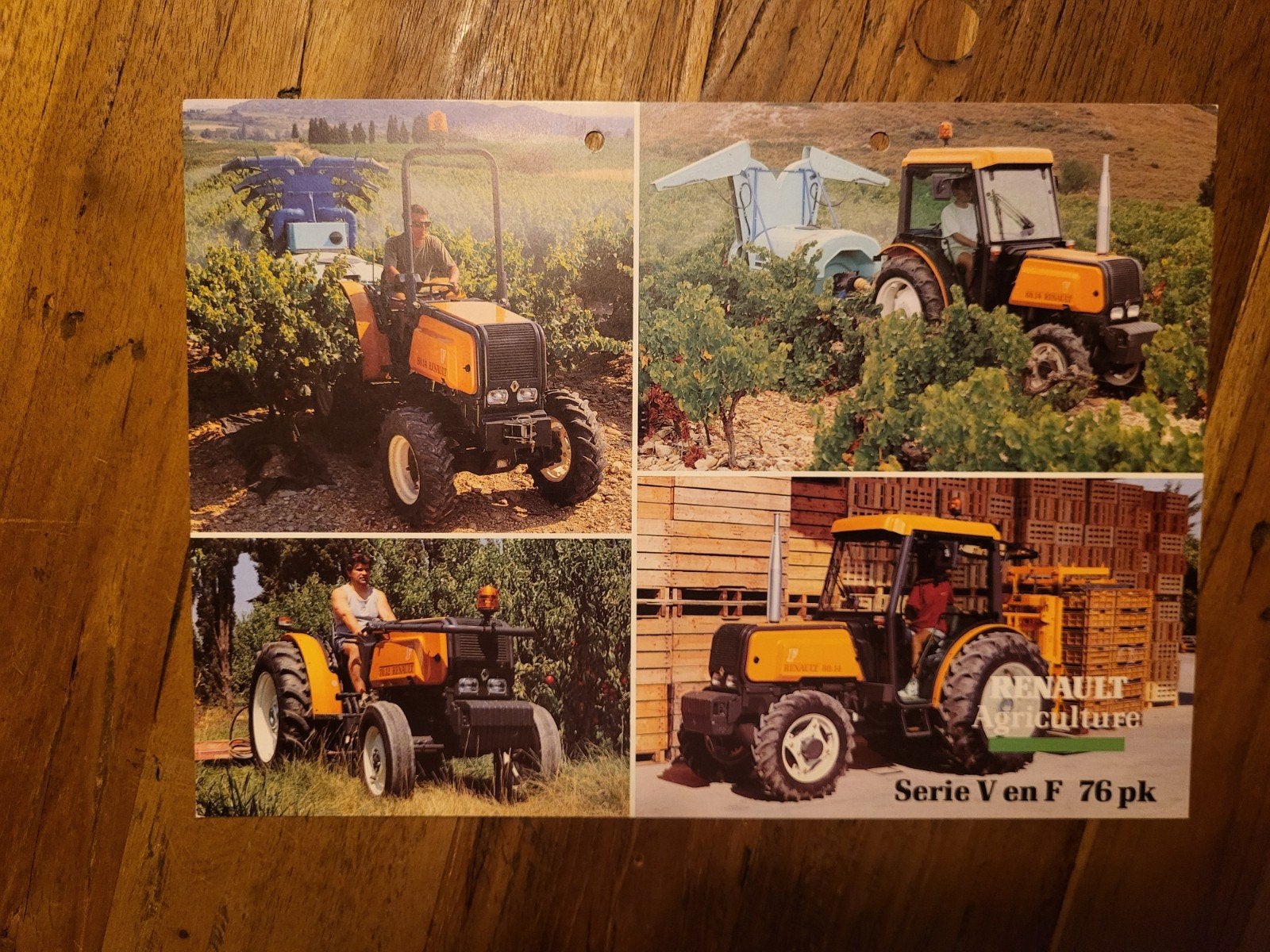 tractor folder Renault serie V en F, Ophalen of Verzenden, Zo goed als nieuw, Folder