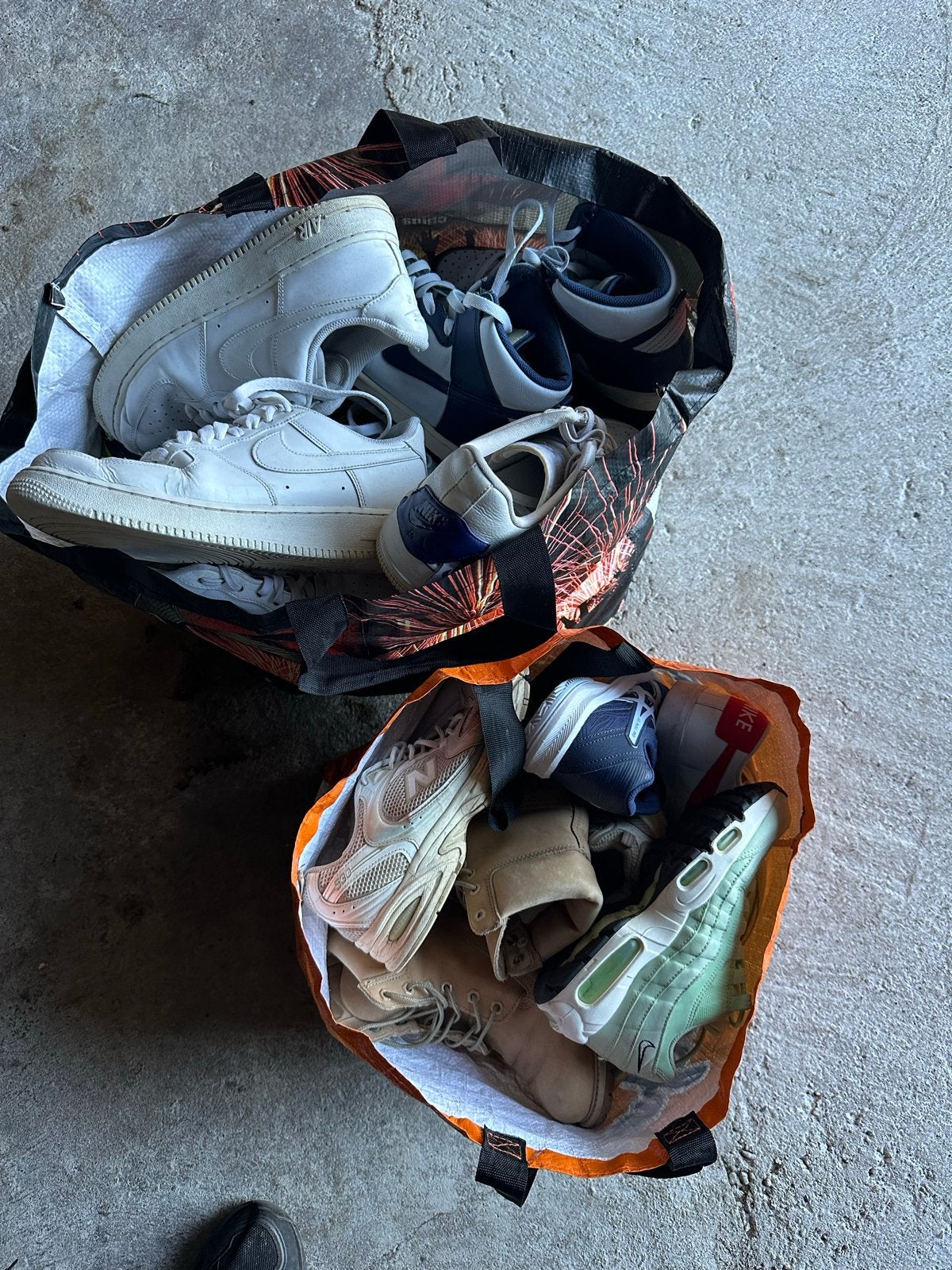 Diverse sneakers en schoenen - Nike, Timberland, Balenciaga, Kleding | Dames, Ophalen of Verzenden, Gedragen, Overige kleuren