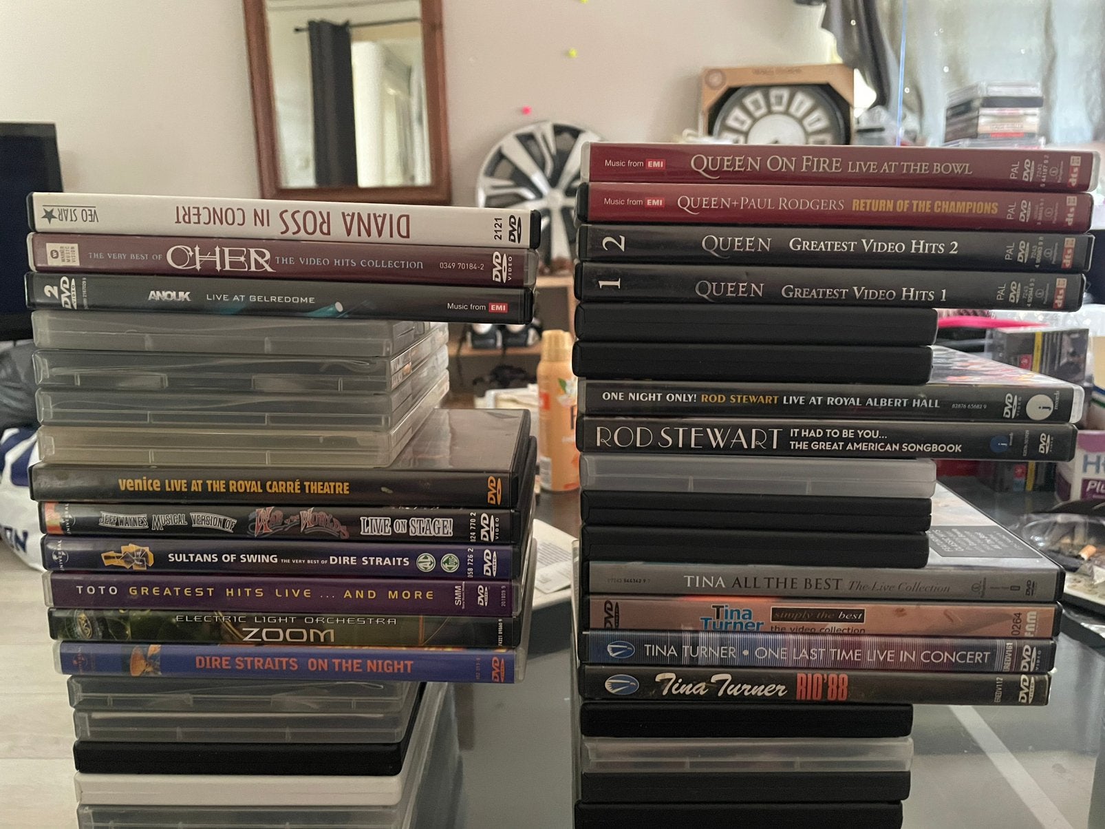 41 muziek dvd’s artiesten en bands, Alle leeftijden, Ophalen, Zo goed als nieuw
