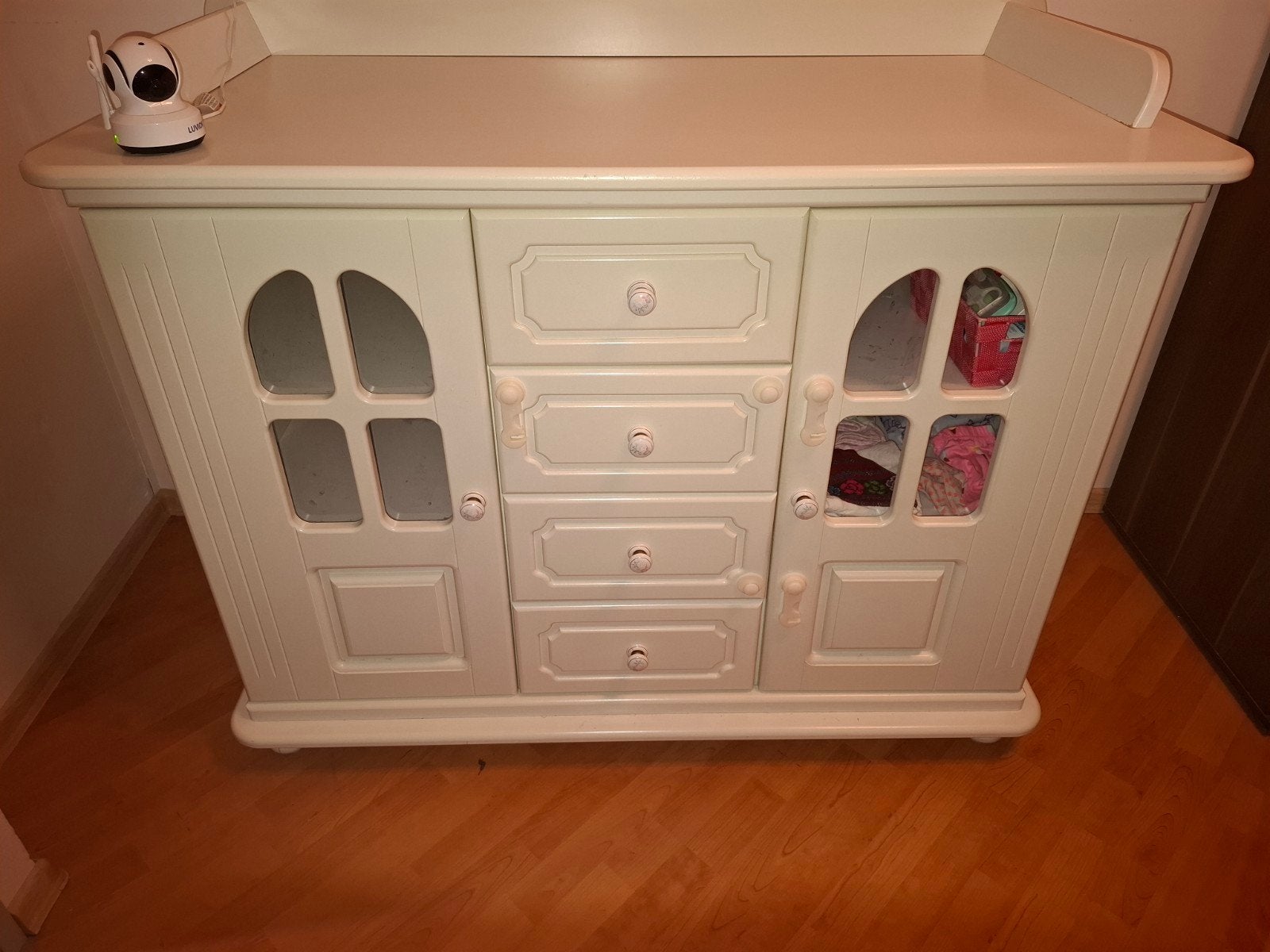 Hele mooie ruime commode.   Mag per direct worden opgehaald!, Ophalen, 50 tot 70 cm, Opstaande rand, 100 cm of meer