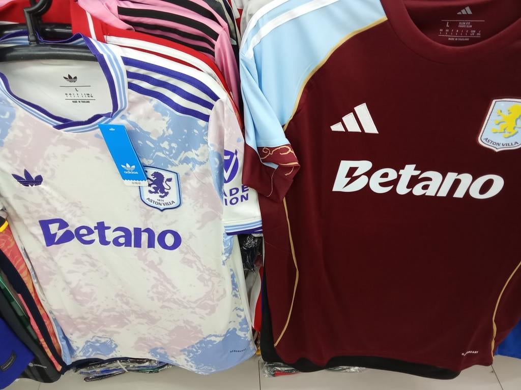 Aston villa xl.2 stuks, Ophalen of Verzenden, Nieuw, Buitenlandse clubs, Shirt