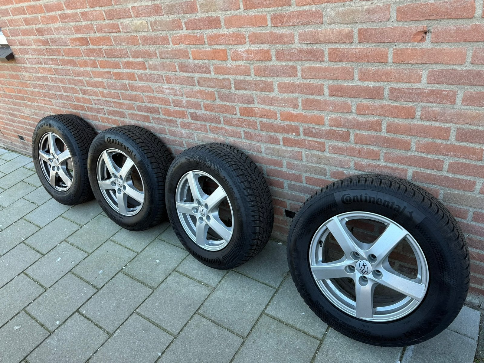 Subaru (XV) - Nieuwe winterbanden + Velg- 215/65 R16 - 5x100, Ophalen, 215 mm, 16 inch, Nieuw