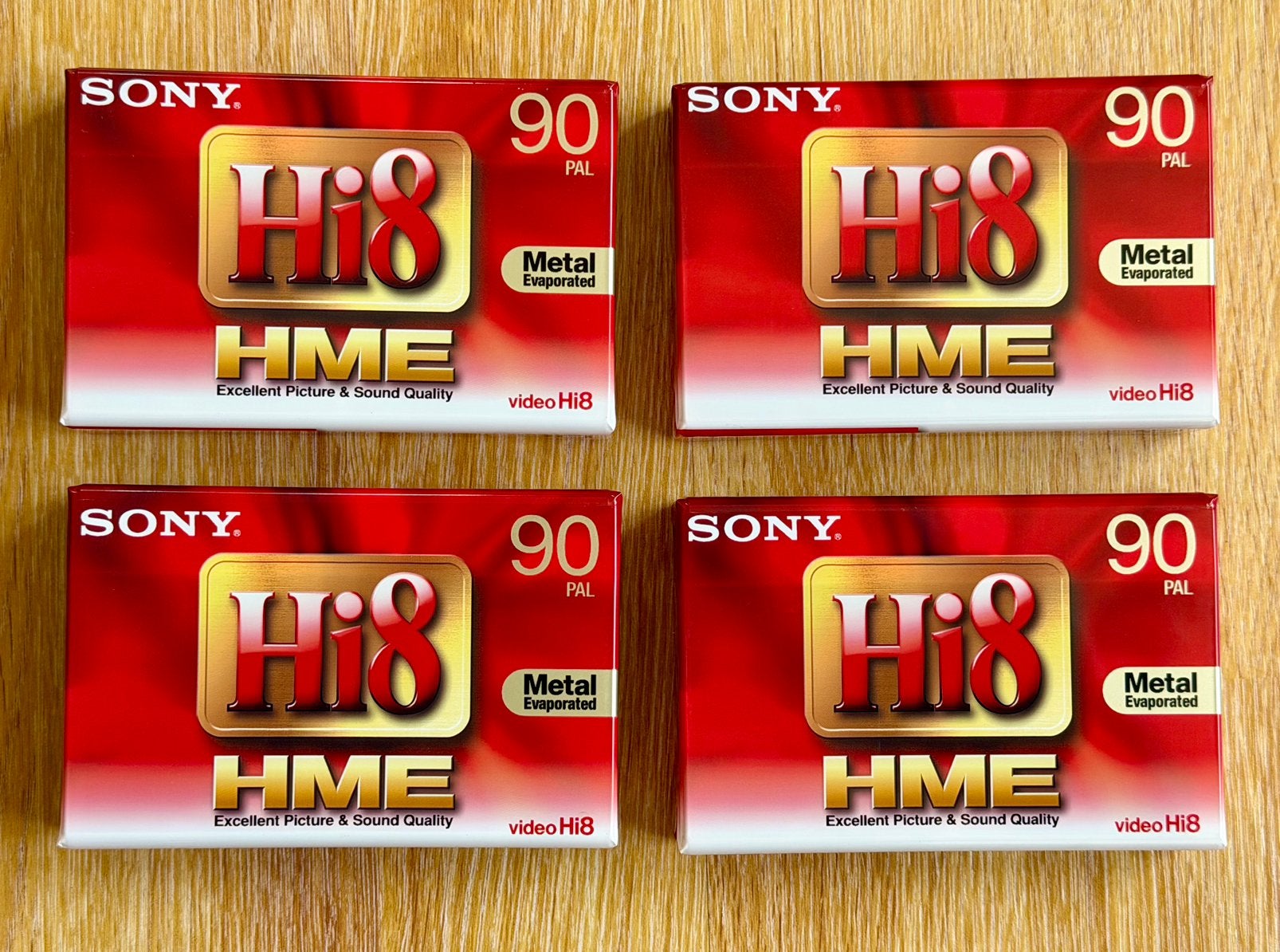 Vier Sony 8 mm tapes voor Video8, Hi8 of Digital8 camera's, Audio, Tv en Foto, Videocamera's Digitaal, Band, Disc of Geheugen