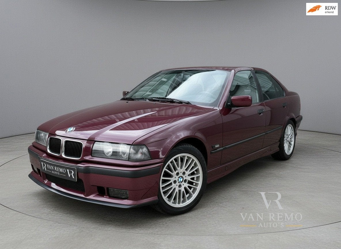 BMW 3-serie 316i |M-Sport pakket|Orig NL|Nap|Youngtimer!, Auto's, Euro 2, 1596 cc, Zwart, 4 cilinders