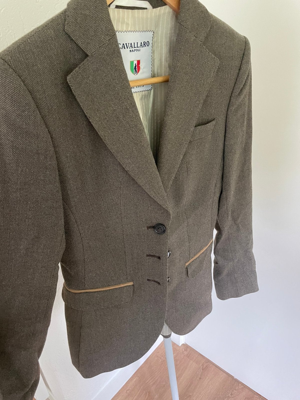 Cavallaro blazer maat 34 voor symbolisch bedrag, Kleding | Dames, Ophalen of Verzenden, Jasje, Maat 34 (XS) of kleiner, Grijs