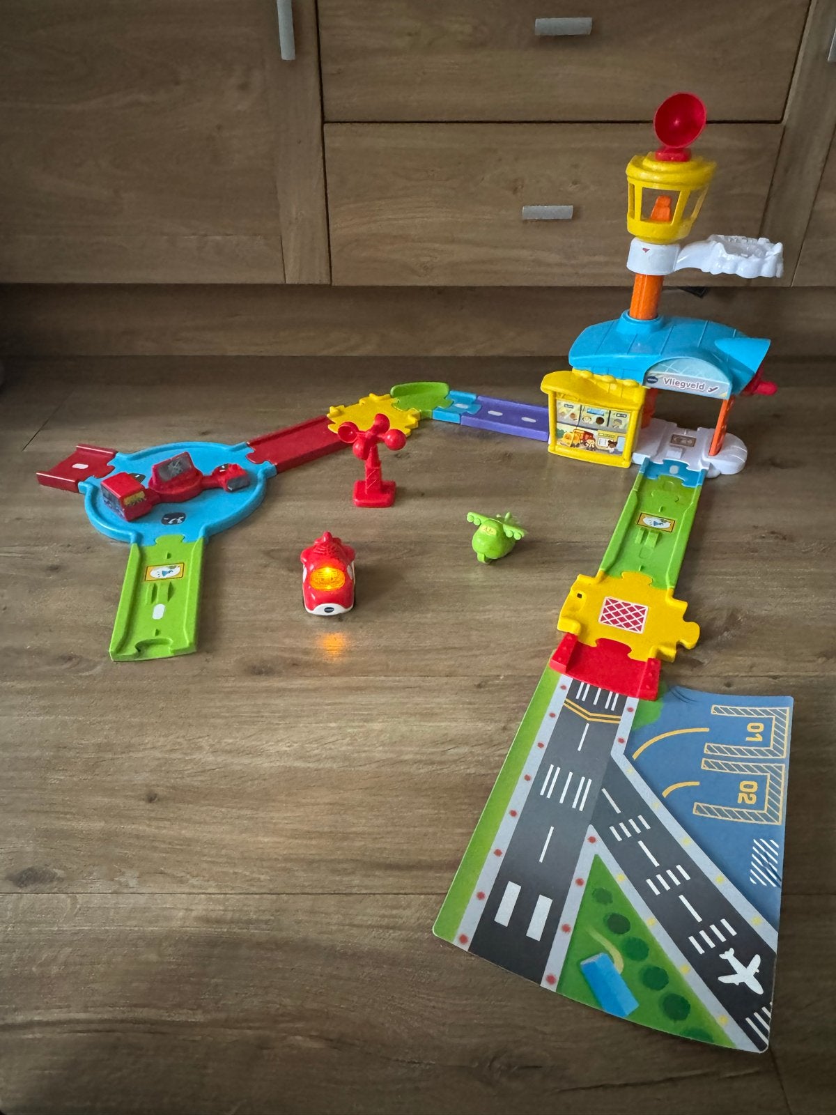 VTech Toet Toet Auto's Vliegveld met Vince Vliegtuig, Ophalen of Verzenden, Gebruikt, 2 tot 4 jaar