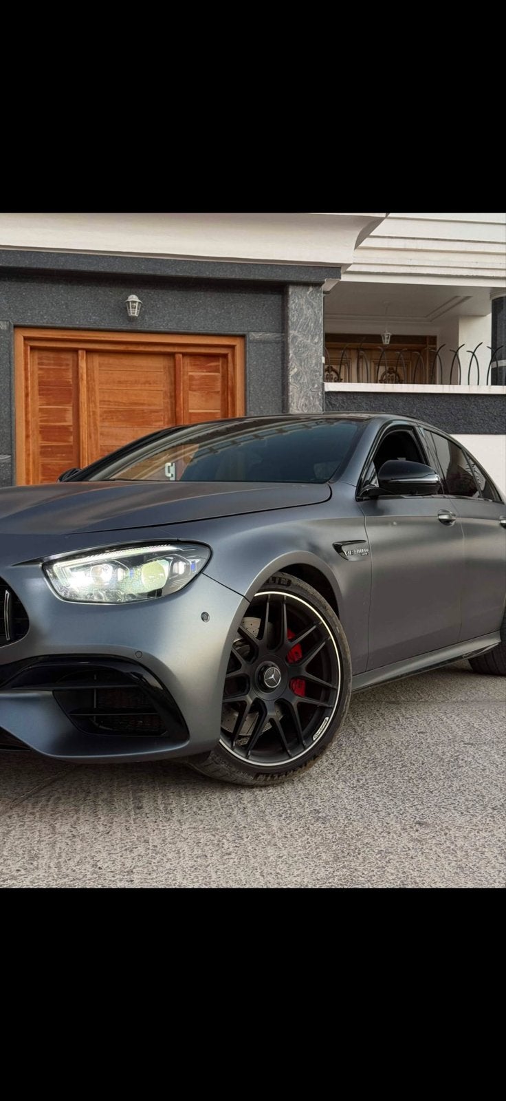 Mercedes e63s amg fulllllllll biuwjaar 2020 carbon stage 2, Auto diversen, Automaat, Ophalen of Verzenden, Sedan, Zilver of Grijs