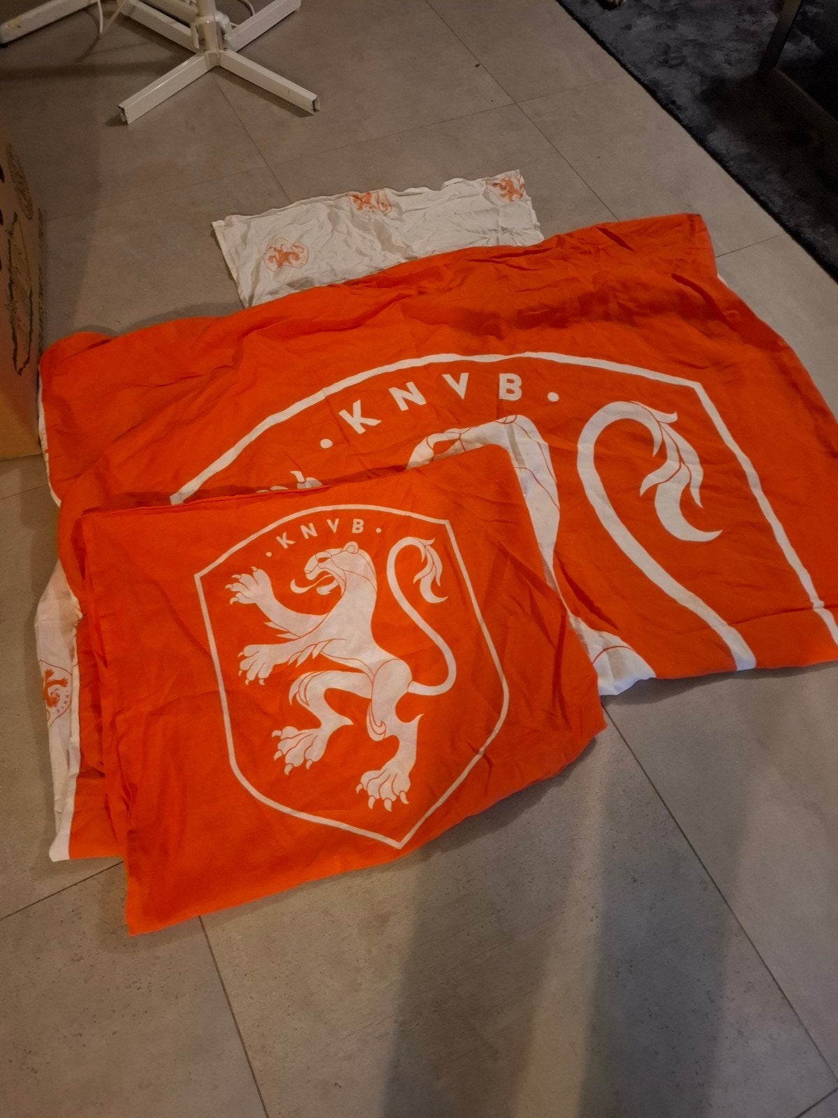 Dekbedovertrek knvb voetbal 1-persoons 140x200 cm - Zo goed, Huis en Inrichting, Ophalen of Verzenden, Zo goed als nieuw, Eenpersoons