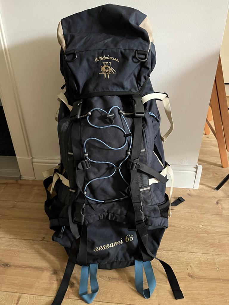 Wildebeast backpack/ rugzak 65 liter - Zo Goed Als Nieuw, Sieraden, Tassen en Uiterlijk, Tassen | Rugtassen, 40 cm of meer, Zo goed als nieuw