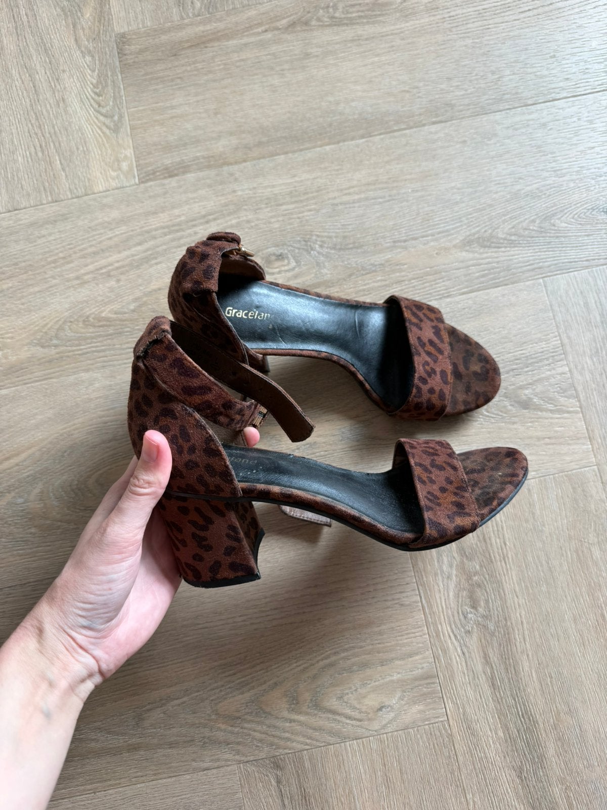 Dames panter hakken maat 38, Pumps, Bruin, Ophalen of Verzenden, Gedragen