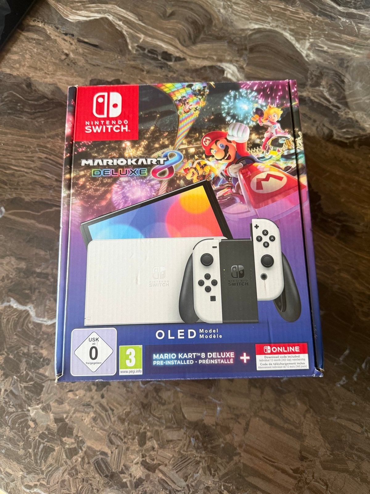 Nintendo Switch OLED met Mario Kart 8 Deluxe, Switch OLED, Met games, Met 2 controllers, Ophalen of Verzenden