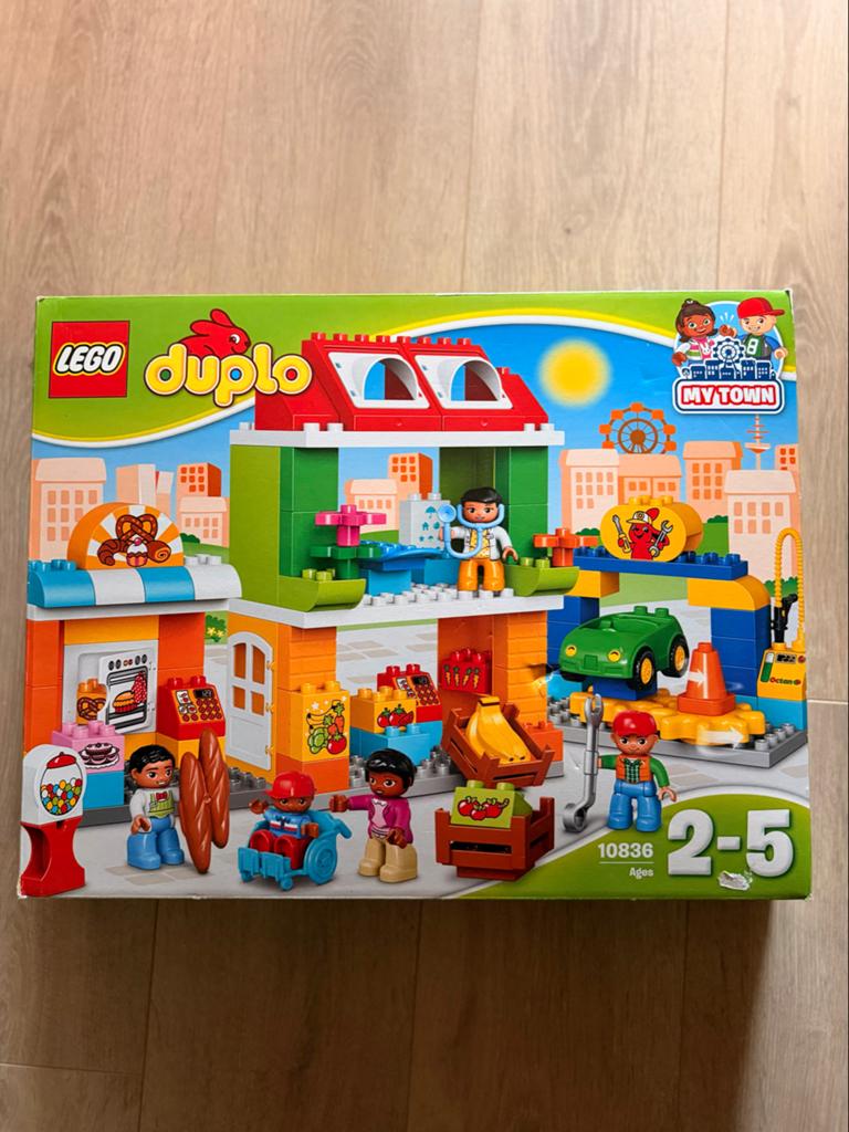 LEGO Duplo Stadsplein 10836 - Complete set - NIEUW!, Kinderen en Baby's, Speelgoed | Duplo en Lego, City, Nieuw, Ophalen of Verzenden