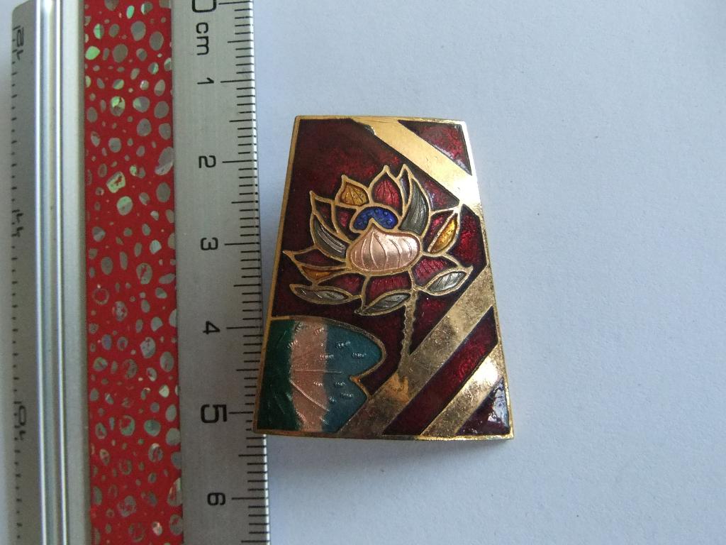 koperkleurige metalen broche met bloem, Sieraden, Tassen en Uiterlijk, Broches, Verzenden, Nieuw, Zilver, Overige materialen