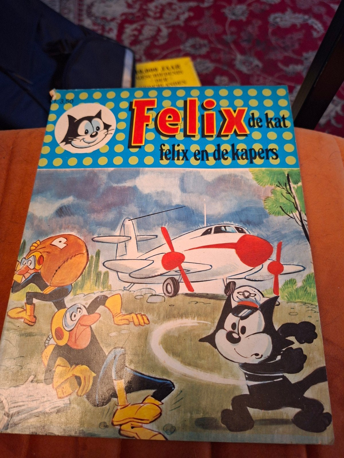 Felix de Kat - Felix en de Kapers (Stripboek), Ophalen