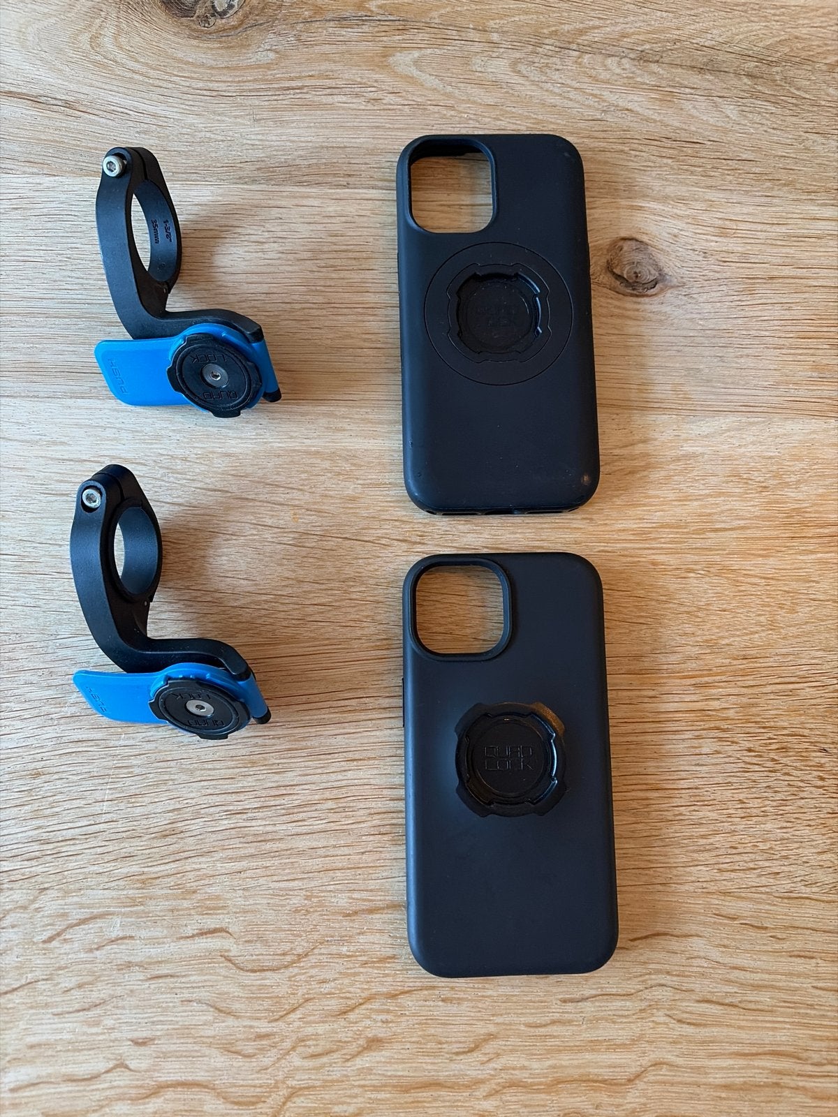 Quadlock mounts en hoesjes voor iPhone 15 en 17 (los verkoop, Kunststof, IPhone 15, Quad Lock, Hoesje of Tasje
