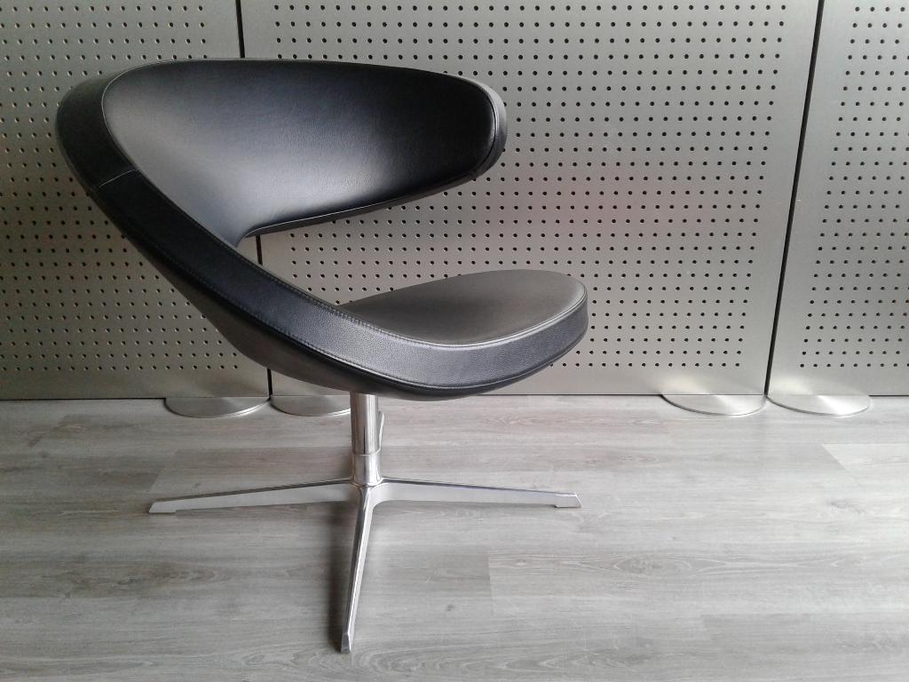 Variér (Stokke) Peel Club (Zwart Leder), Als Nieuw!, Huis en Inrichting, Fauteuils, Ophalen, Zo goed als nieuw, Variér, 75 tot 100 cm
