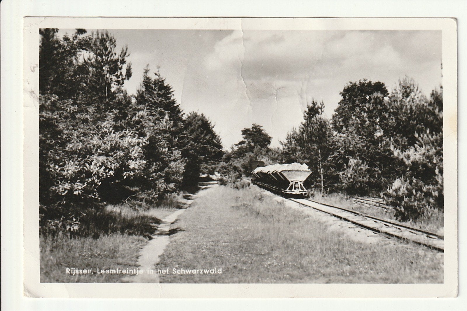 RIJSSEN DIESEL LEEMTREINTJE IN HET "SCHWARZWALD" KIP LORRIES, Ophalen of Verzenden, 1960 tot 1980, Gelopen, Overijssel