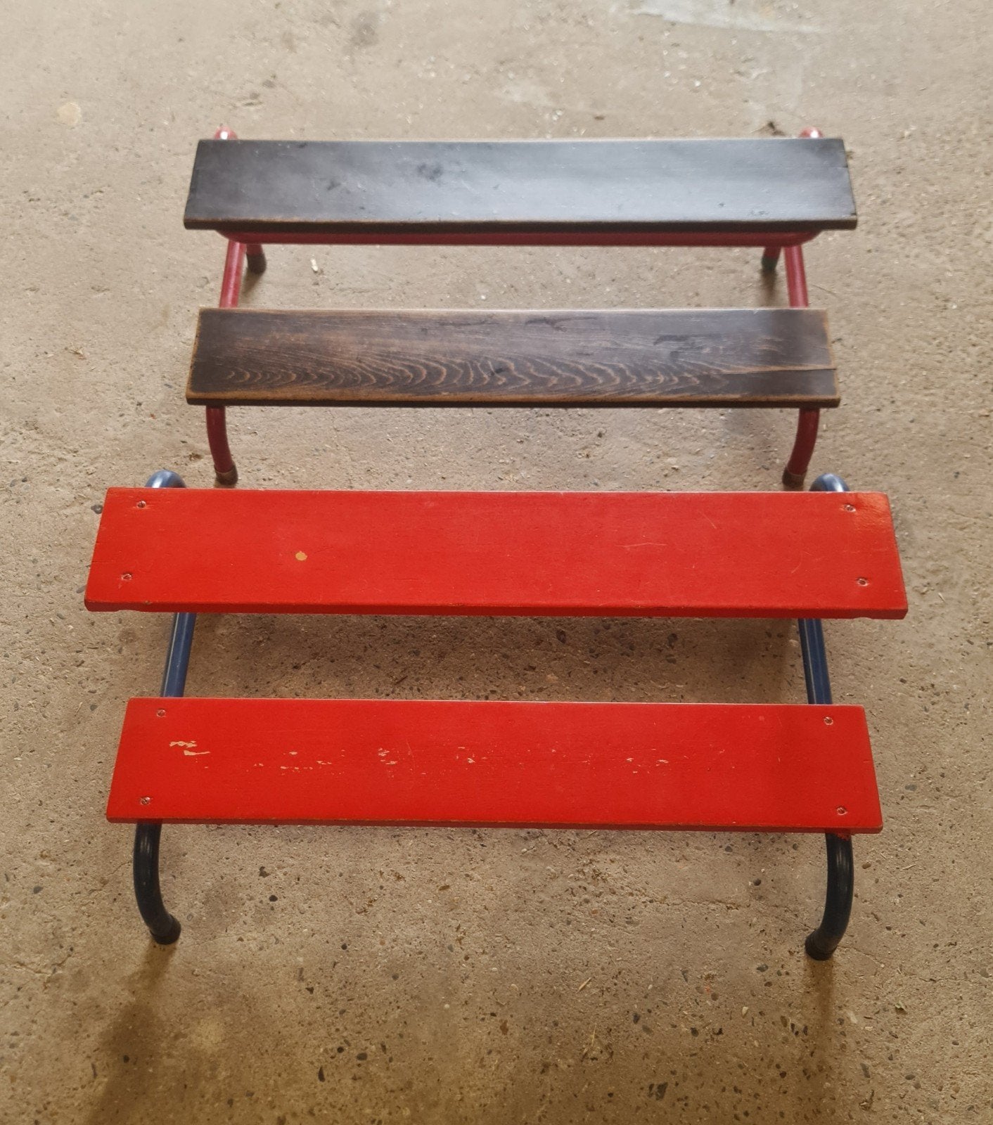 Trapje/Bankje, Ophalen