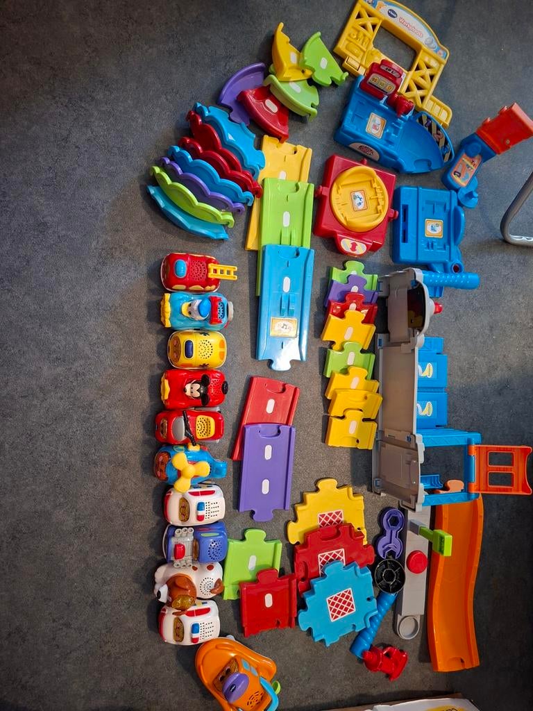 V-tech toet toet auto's, Ophalen of Verzenden, Zo goed als nieuw, 2 tot 4 jaar