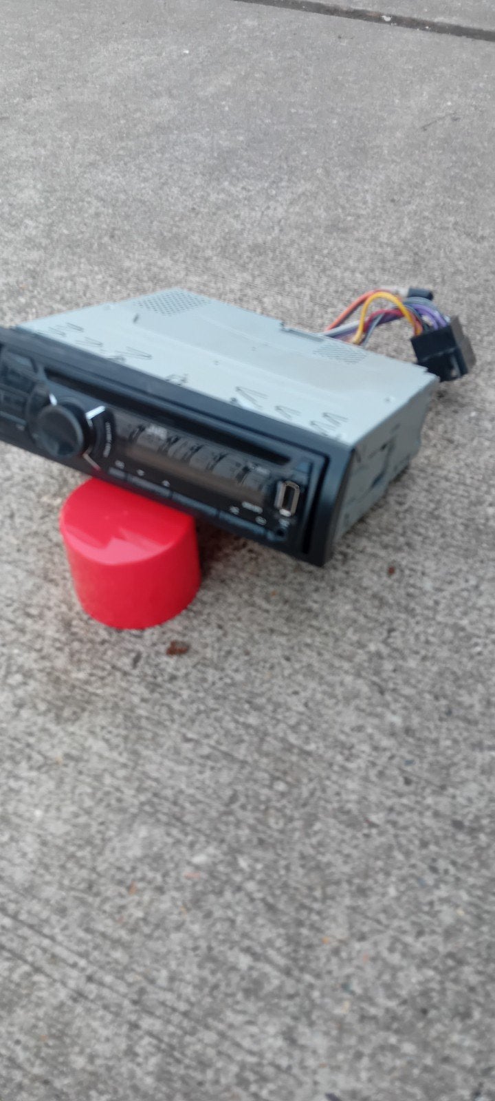 goed spelende radio cd speler, merk JVC met bedrading  adapt, Ophalen of Verzenden