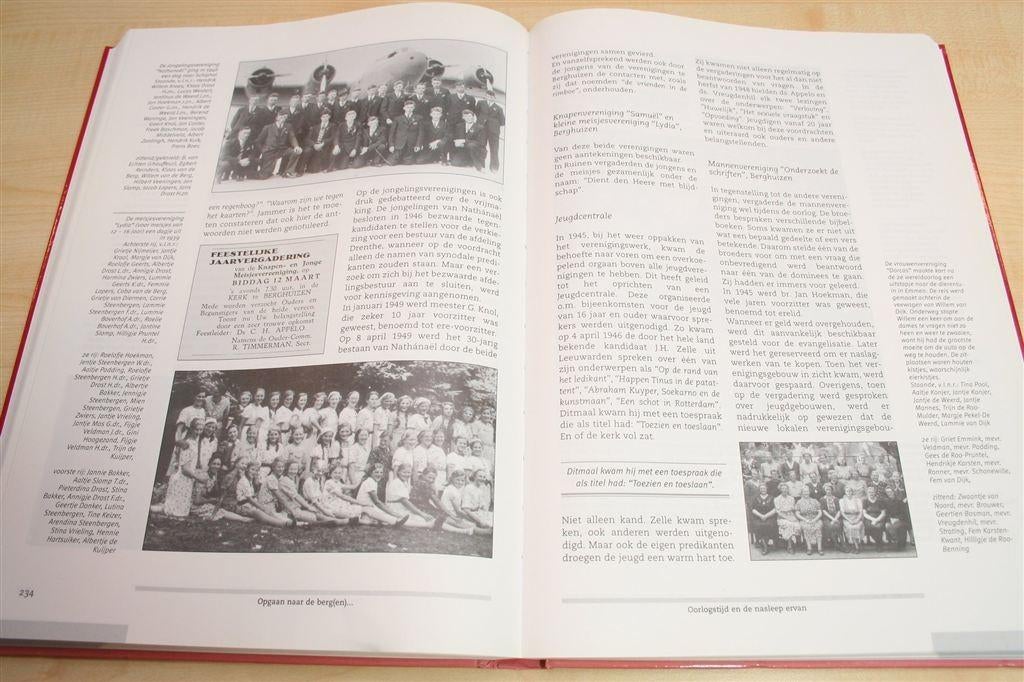 Gedenkboek Geref. Kerk Ruinerwold & Koekange — J. Moes, Ophalen of Verzenden, Zo goed als nieuw