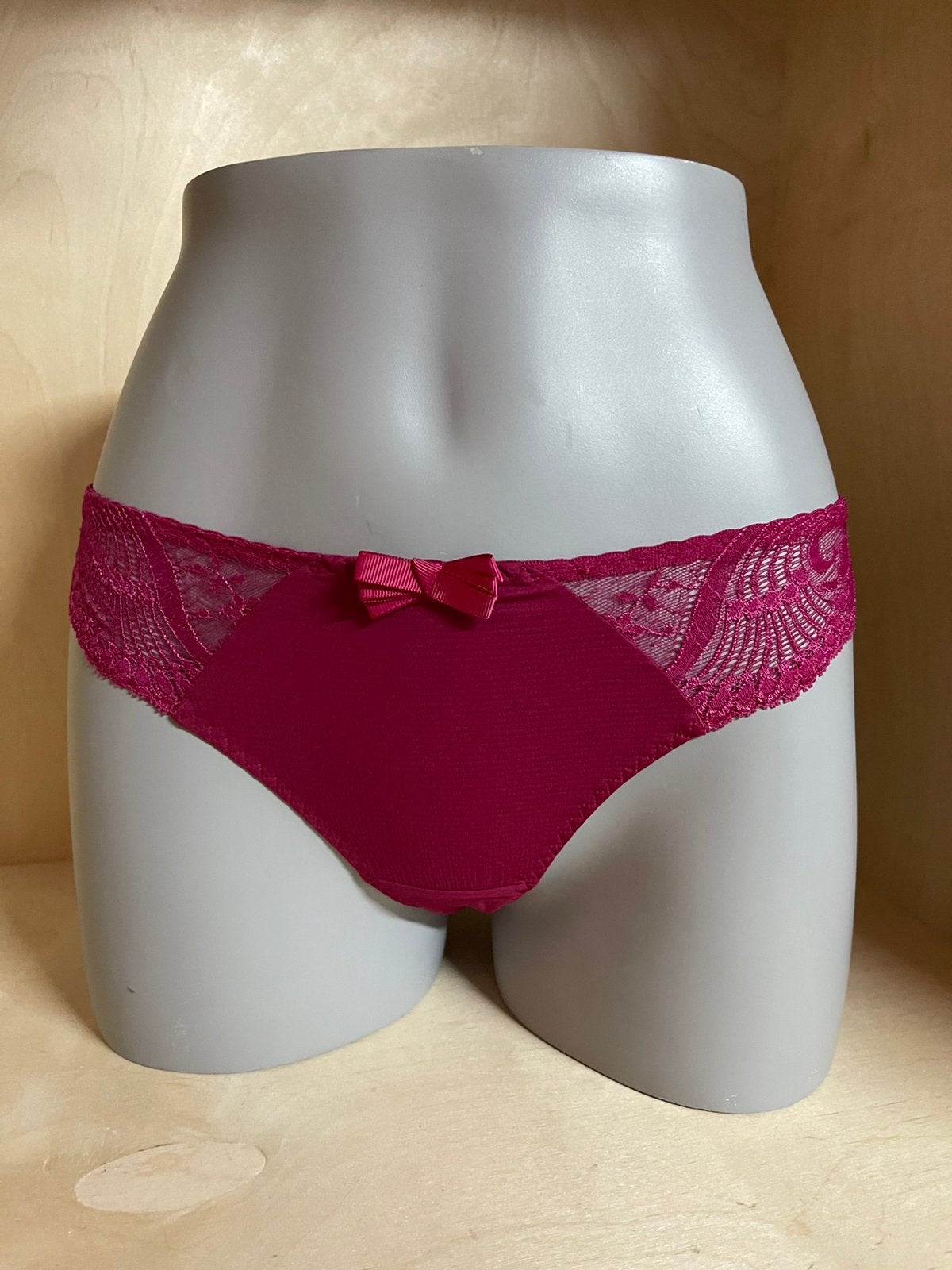 Aubade string Maat 36 Kleur roze Model s926 insoumise, Verzenden, Roze