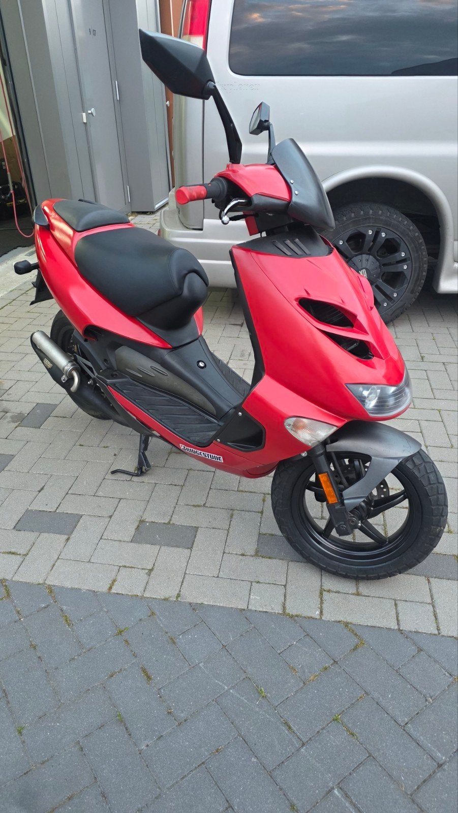 Aprilia SR50 LC  (2013) - Volledig gereviseerd, Fietsen en Brommers, Ophalen, Tweetakt, Maximaal 45 km/u, SR 50