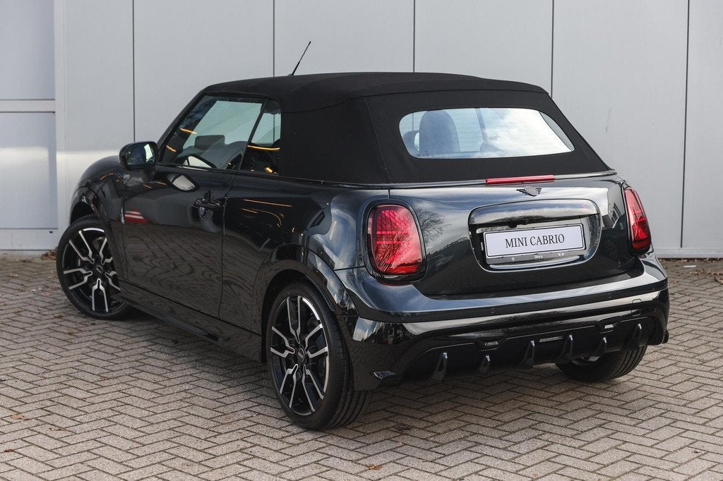 MINI Cabrio S Automaat / John Cooper Works / Pakket XL / 18", Auto's, Mini, 1998 cc, 15 km/l, Zwart, 4 cilinders