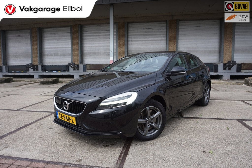 Volvo V40 2.0 D2 Inscription, Auto's, 4 cilinders, Leder en Stof, Bedrijf, Diesel
