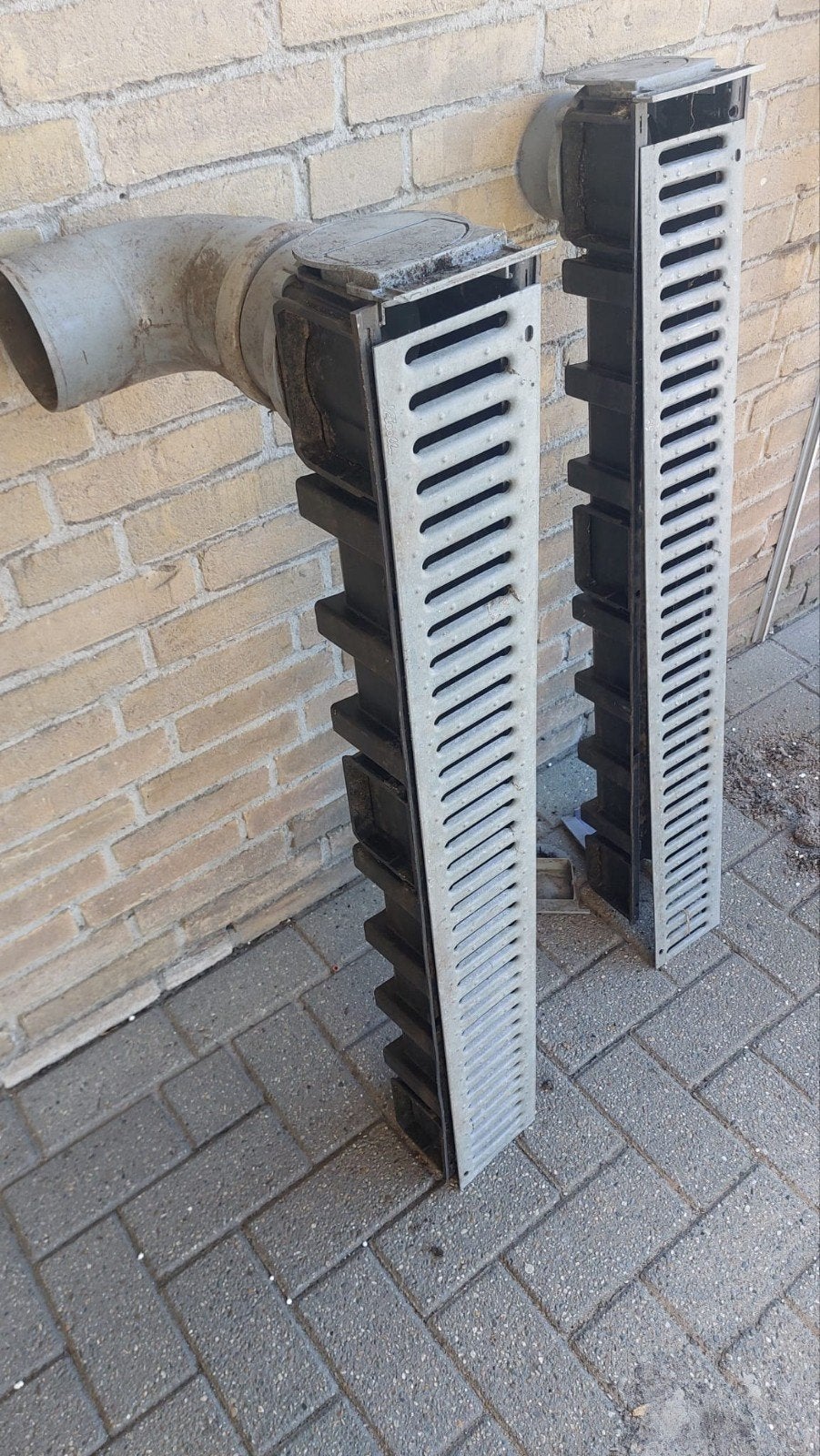 drainagegoten met rooster en PVC buizen, Ophalen, Afvoer, Gebruikt, Pvc