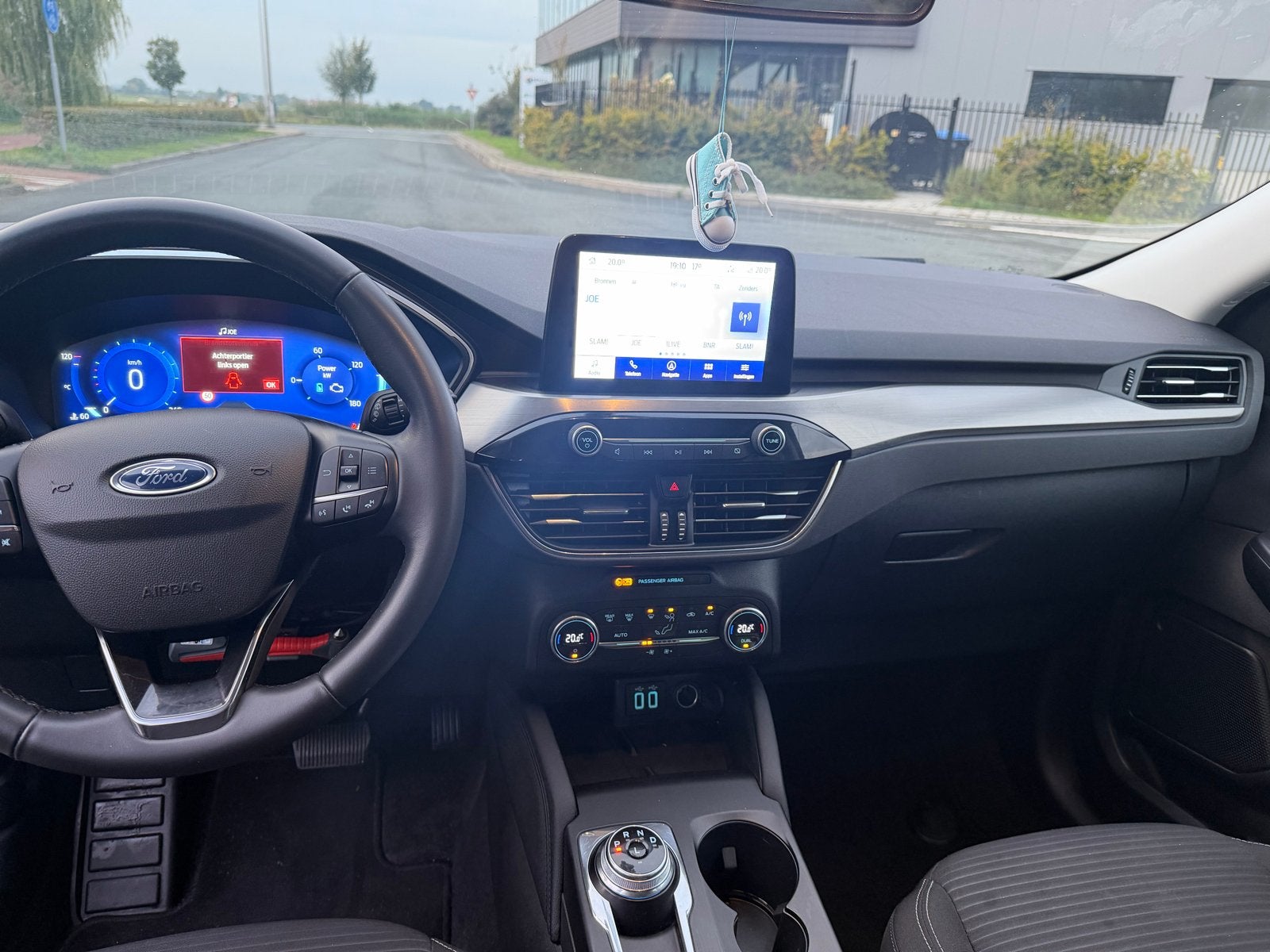 Foto 7 van Ford Kuga 2.5 Phev E-cvt 225pk 2021 Zwart