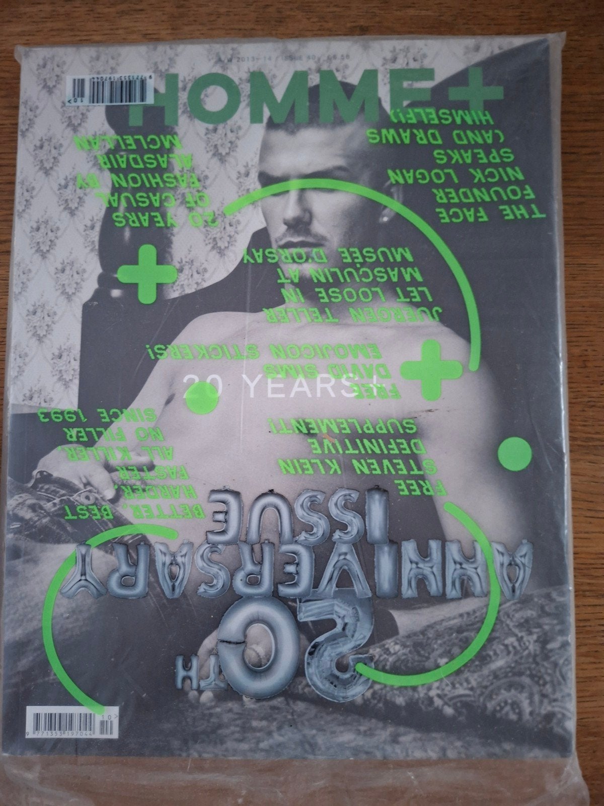 homme + 20th anniversary issue men fashion magazine, Boeken, Tijdschriften en Kranten, Verzenden, Zo goed als nieuw