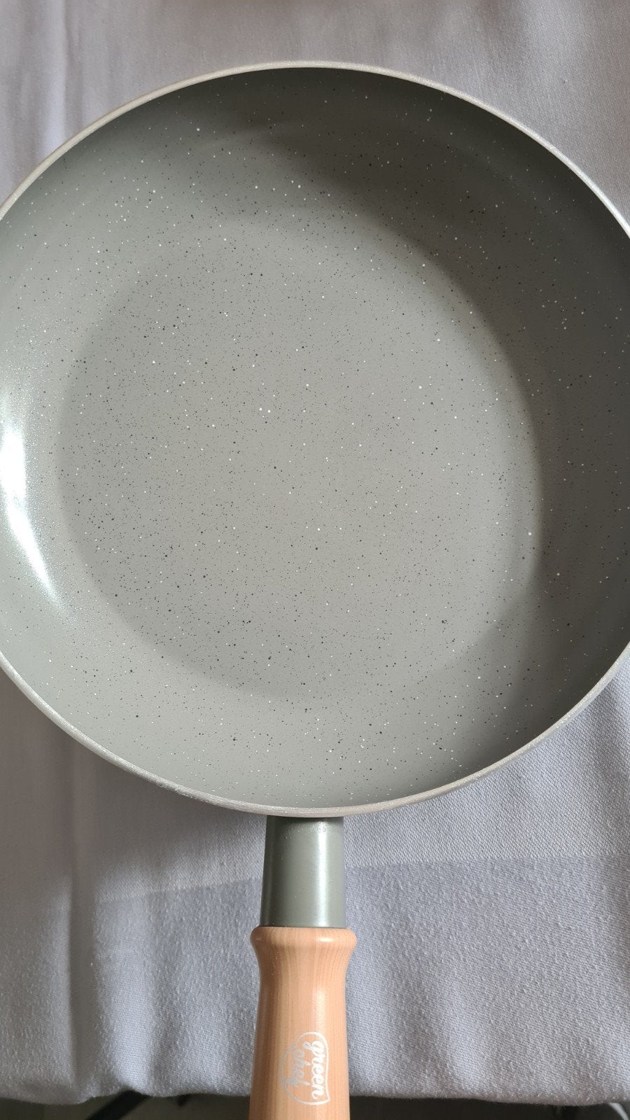 Pannenset: 2 koekenpannen (24/28cm) en hapjespan (28cm), Huis en Inrichting, Gebruikt, Pannenset, Ophalen of Verzenden, GreenPan