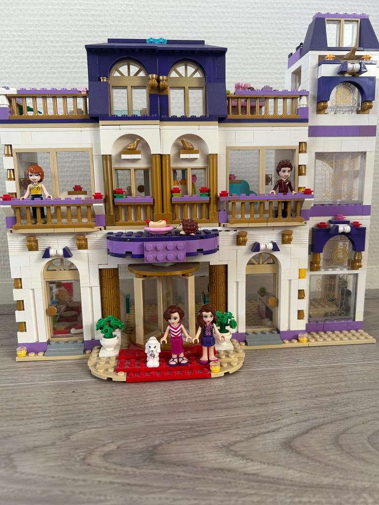Lego Friends Hotel, Ophalen, Zo goed als nieuw