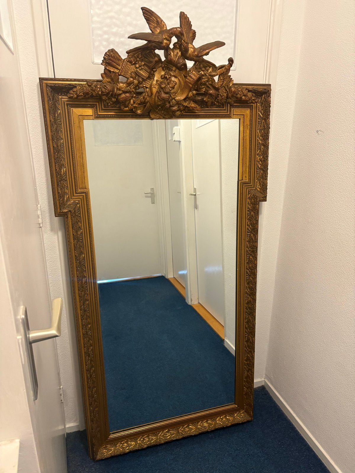 Antieke Spiegel met Gouden Lijst en Vogeldecoratie, Antiek en Kunst, Antiek | Spiegels, Ophalen, Rechthoekig, 50 tot 100 cm, 150 tot 200 cm