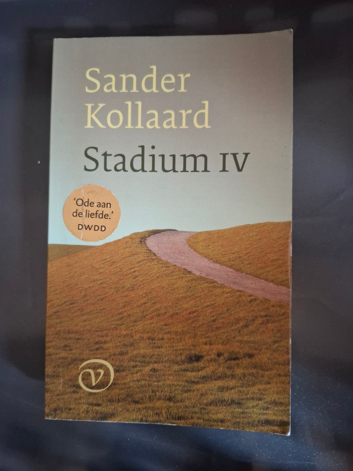 Sander Kollaard - Stadium IV (roman), Ophalen of Verzenden, Zo goed als nieuw, Sander Kollaard, Nederland