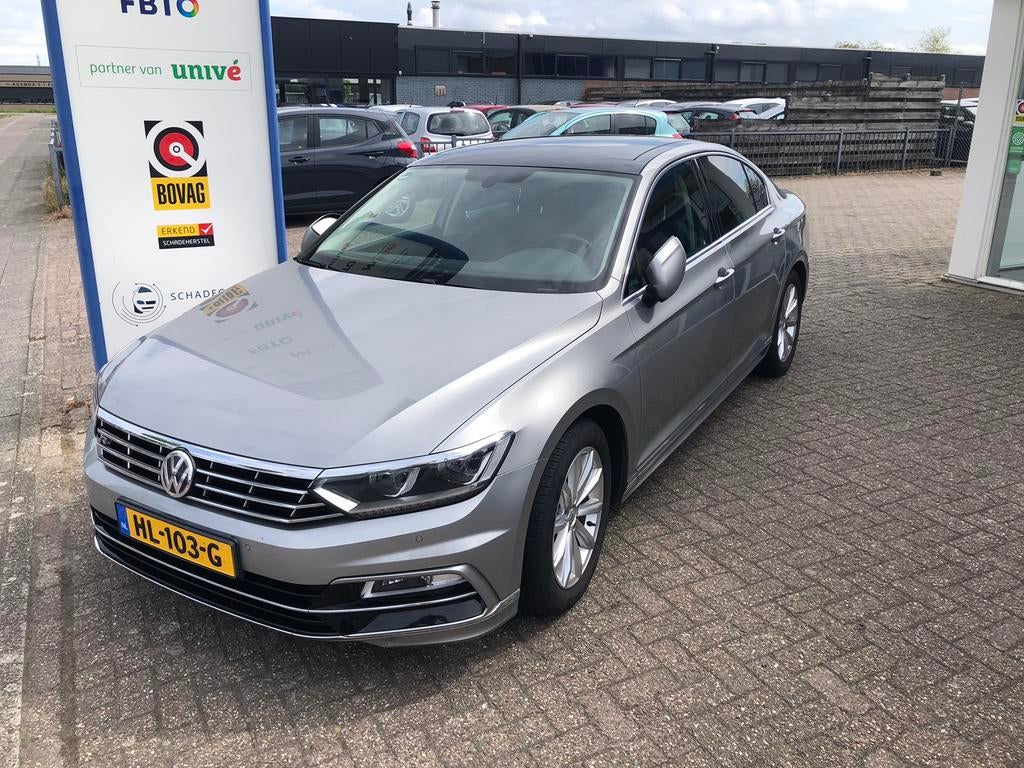 Passat tdi 1.6 tdi Rline top staat!!, Voorwielaandrijving, 4 cilinders, 16 cc, Particulier