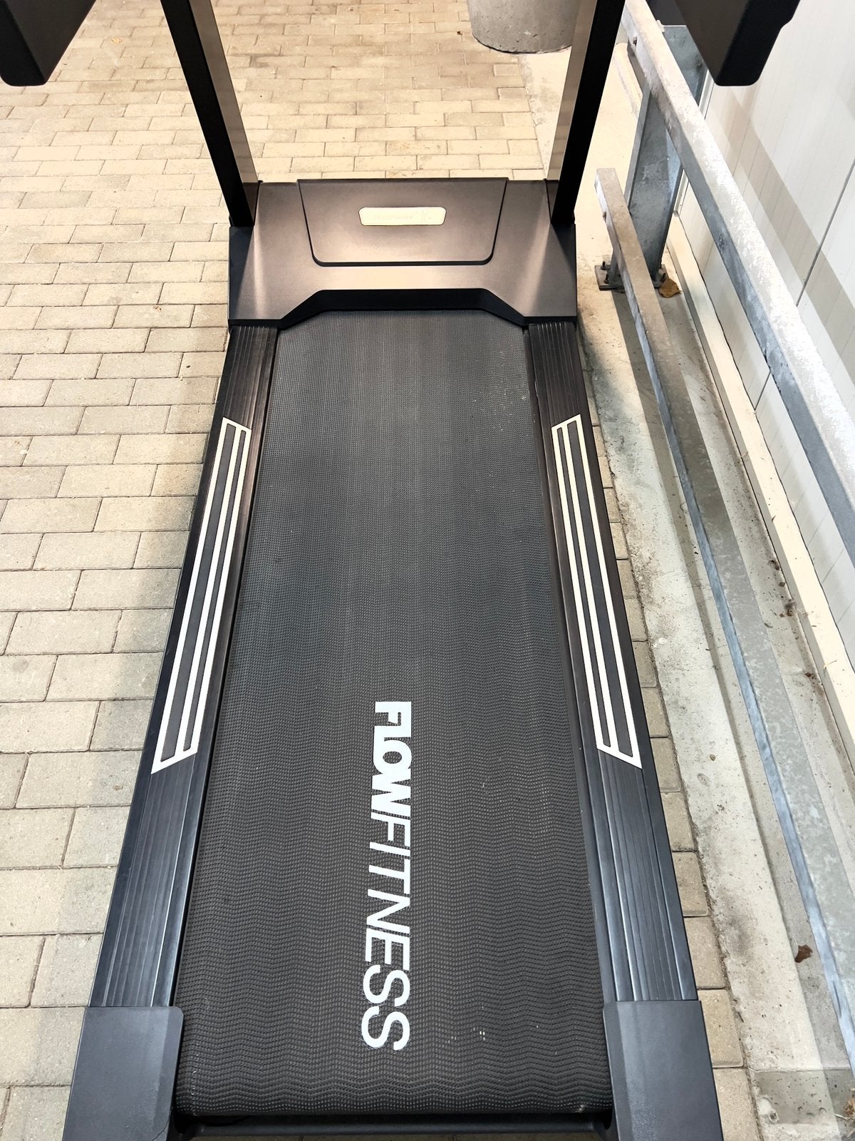 Foto 5 van Loopband Flow Fitness Perform T3i - MOET NU WEG