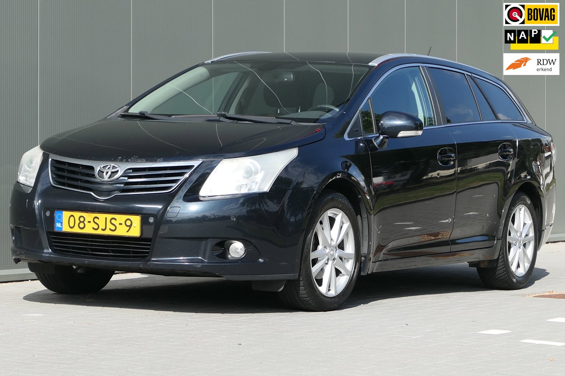 Toyota Avensis Wagon 2.0 VVTi Business NAP Navi Camera Trekh, Auto's, Euro 5, Zwart, 4 cilinders, 152 pk