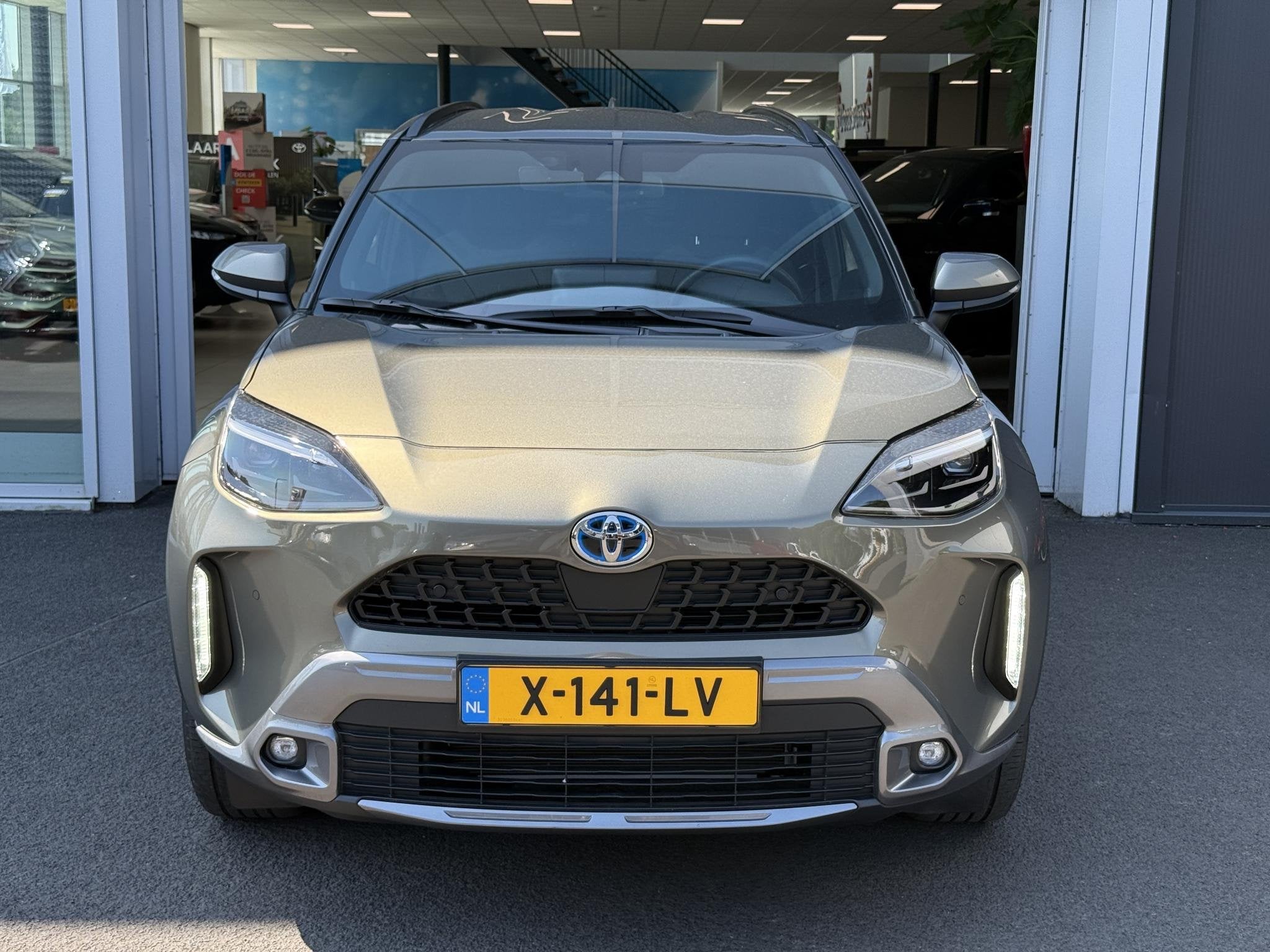 Toyota Yaris Cross 1.5 Hybrid Explore | Trekhaak | Stoelverw, Stof, Gebruikt, 116 pk, 49 €/maand