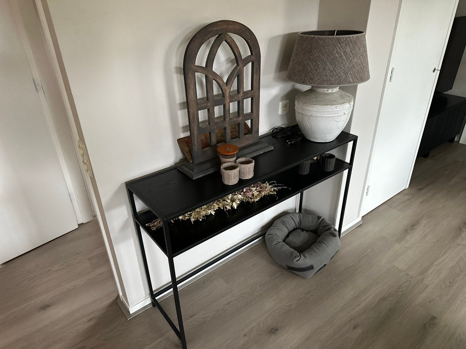 Zwarte console tafel/sidetable met 2 planken, Huis en Inrichting, Ophalen of Verzenden, Gebruikt