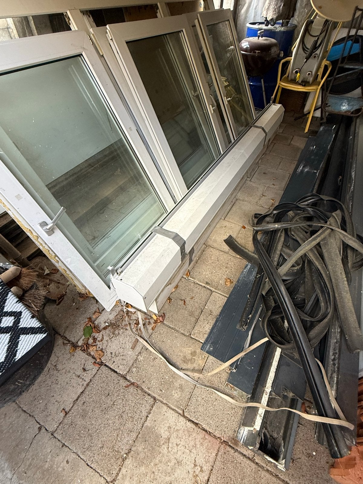 2x Veka kunststof draai-kiep ramen met HR++ glas en rolluike, Ophalen, Gevelraam of Ruit, Gebruikt, 120 tot 160 cm