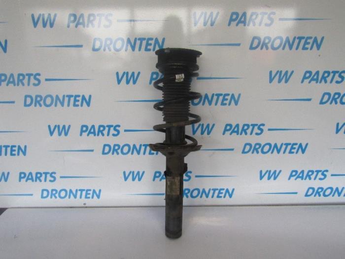 Schokdemperpoot links-voor van een Volkswagen Passat, Gebruikt, -, -, -