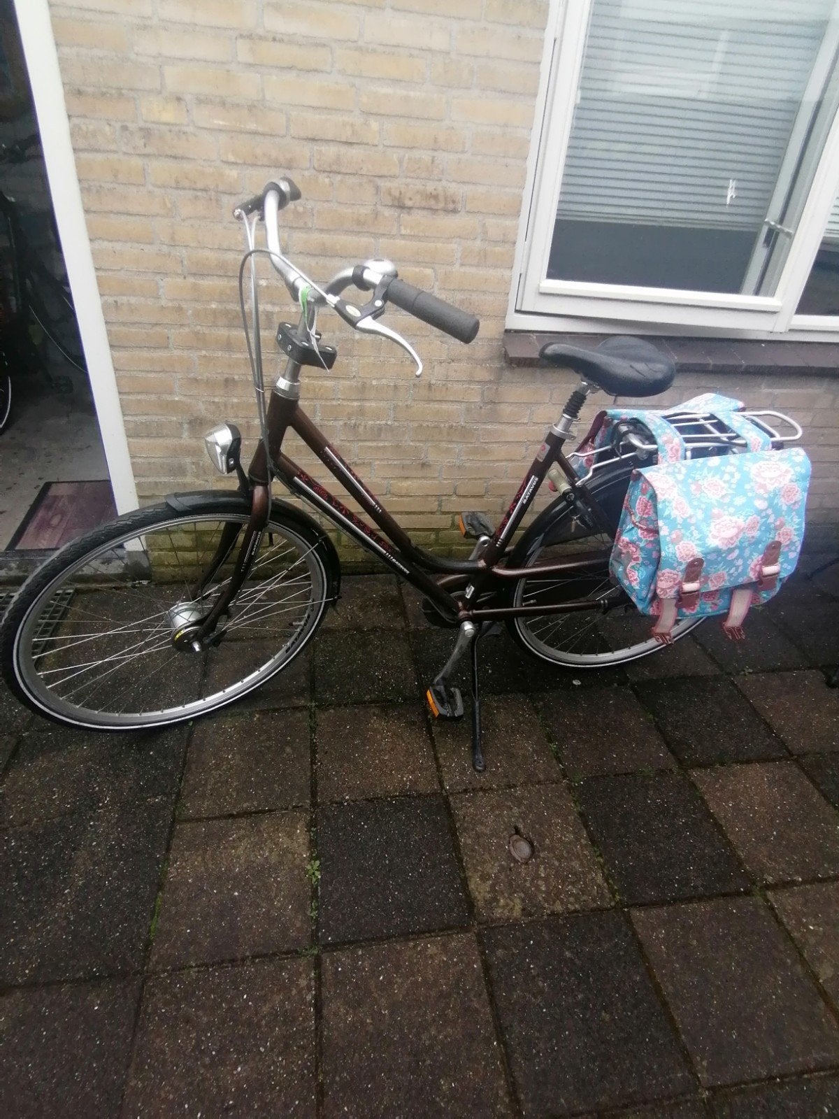 Batavus damesfiets met lage instap en fietstassen, Ophalen, Batavus, Trommelrem, 53 tot 56 cm