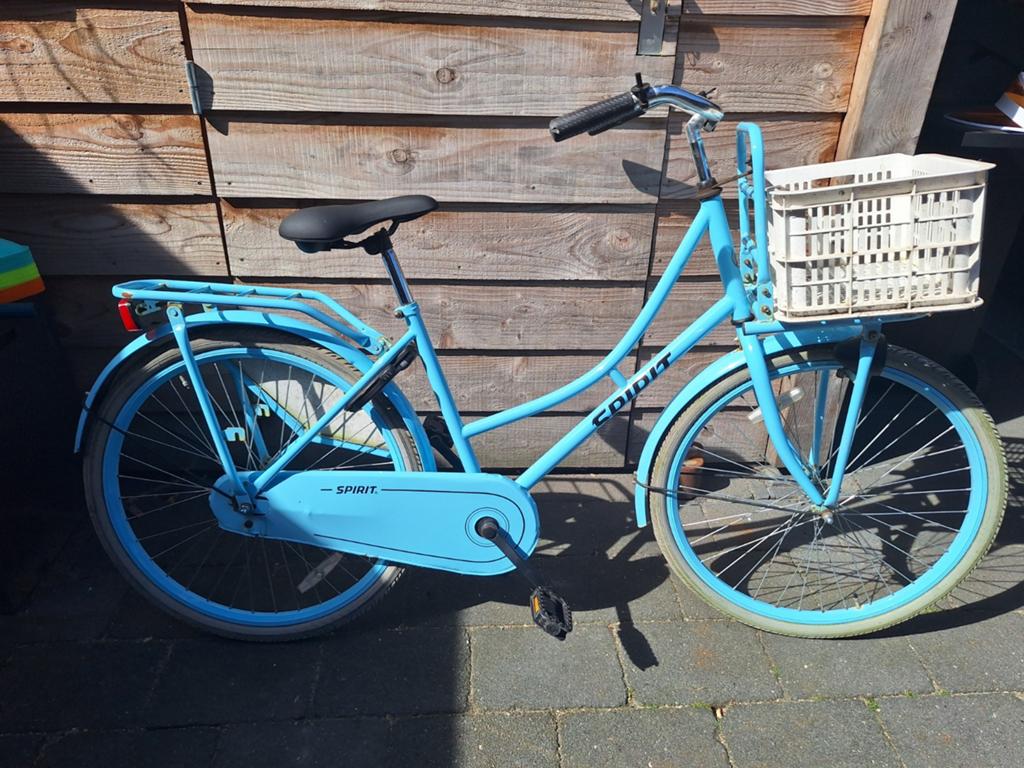 Spirit fiets - Dutch Design stadsfiets met mand, Fietsen en Brommers, Fietsen | Dames | Damesfietsen, Ophalen, Gebruikt, Overige merken