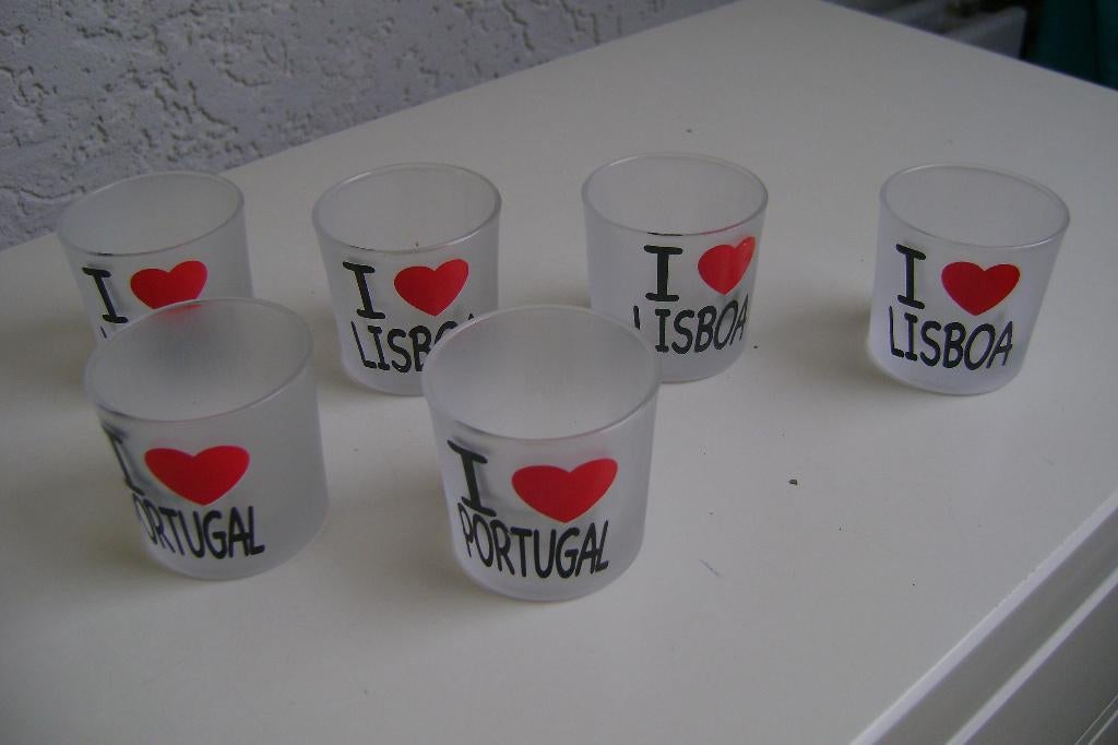 4 borrelglaasjes van lis boa 2van portugal zijn verkocht, Ophalen of Verzenden, Zo goed als nieuw, Borrel- of Shotglas