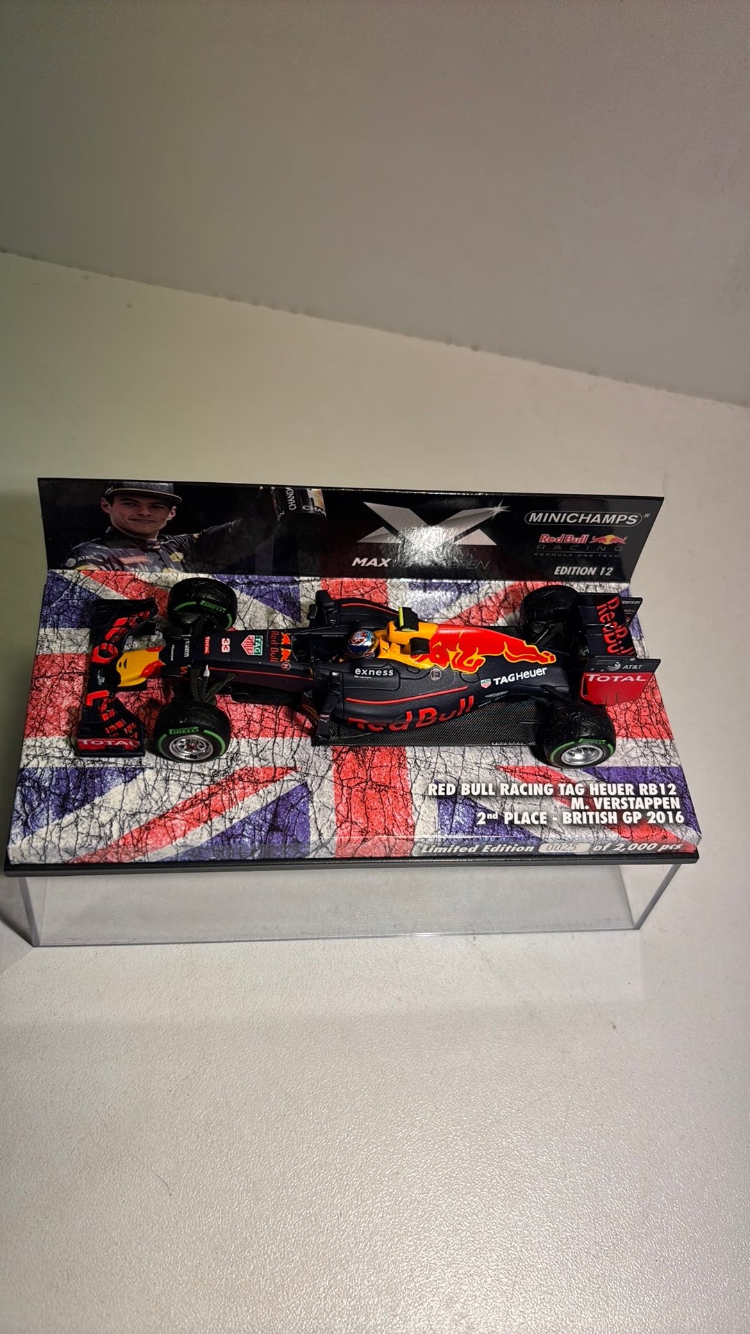 F1 red bull rb12 m.verstappen britsh 2016 minichamps 1.43