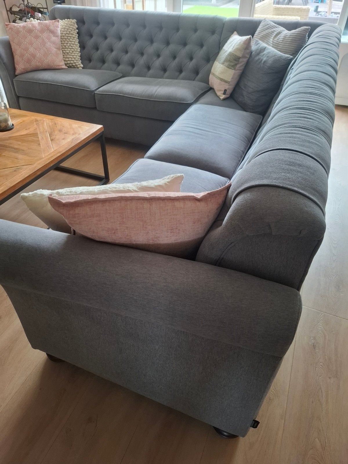 Grijze hoekbank van het merk Urban Sofa, Ophalen, Gebruikt, Vierpersoons of meer, Stof